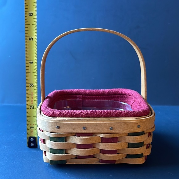 Longaberger 2003 Holiday Helper basket - Picture 4 of 5